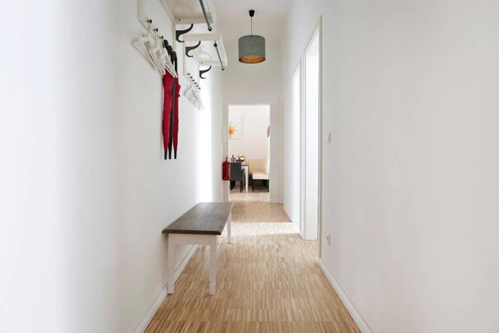Sc 06 By Rockchair Apartments L Superhost Status L 4 Bedrooms Boxspringbeds 2 Bathrooms Balcony Elevator - Cozy Family & Business Flair Welcomes You! Berlino Esterno foto