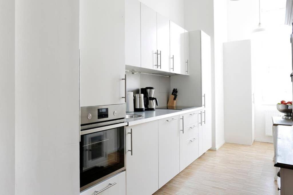 Sc 06 By Rockchair Apartments L Superhost Status L 4 Bedrooms Boxspringbeds 2 Bathrooms Balcony Elevator - Cozy Family & Business Flair Welcomes You! Berlino Esterno foto