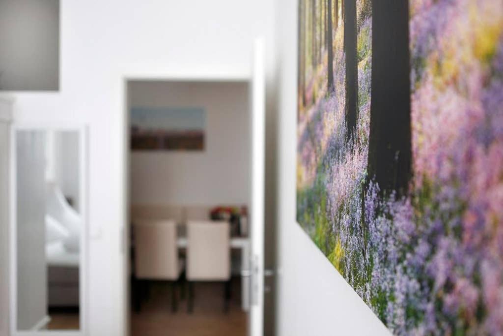 Sc 06 By Rockchair Apartments L Superhost Status L 4 Bedrooms Boxspringbeds 2 Bathrooms Balcony Elevator - Cozy Family & Business Flair Welcomes You! Berlino Esterno foto